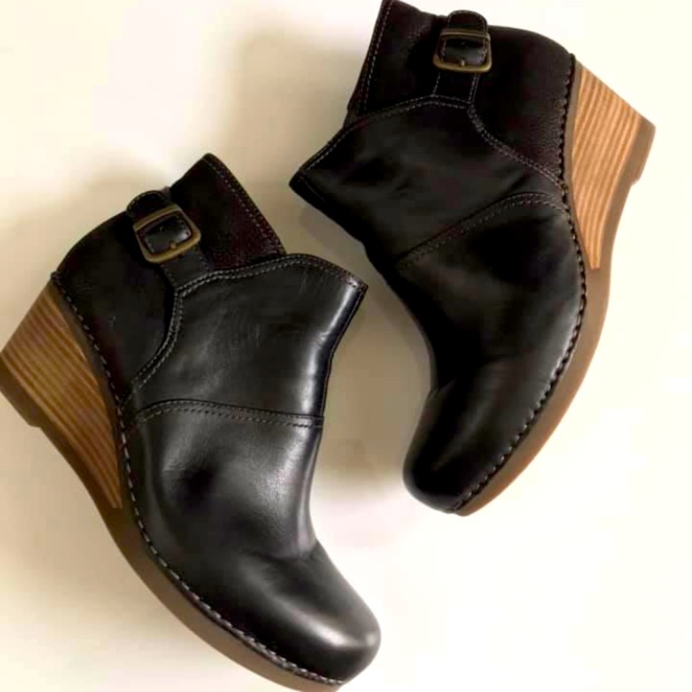 Dansko size 42 Shirley black nappa wedge bootie